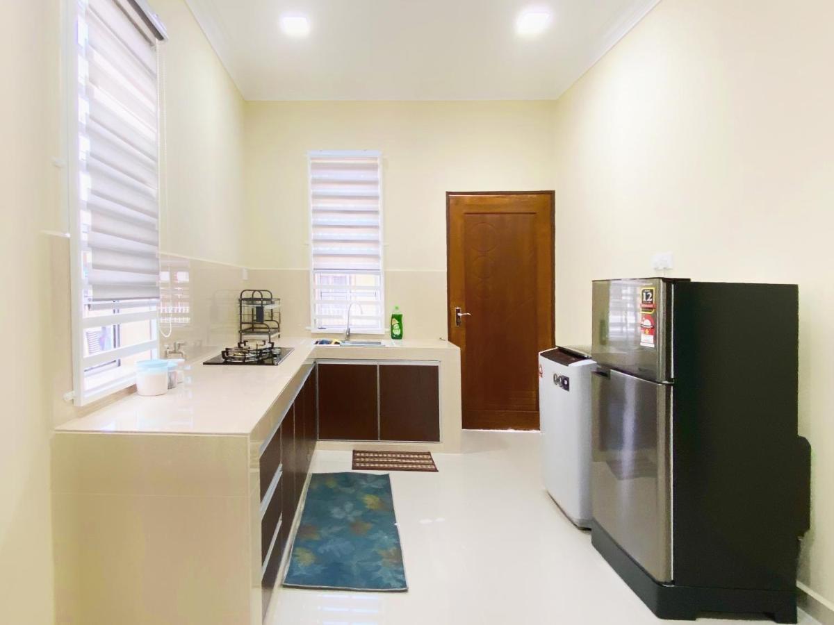 Nazza Homestay Besut With Swimming Pool Near Jetty To Perhentian Kampung Raja Exterior foto