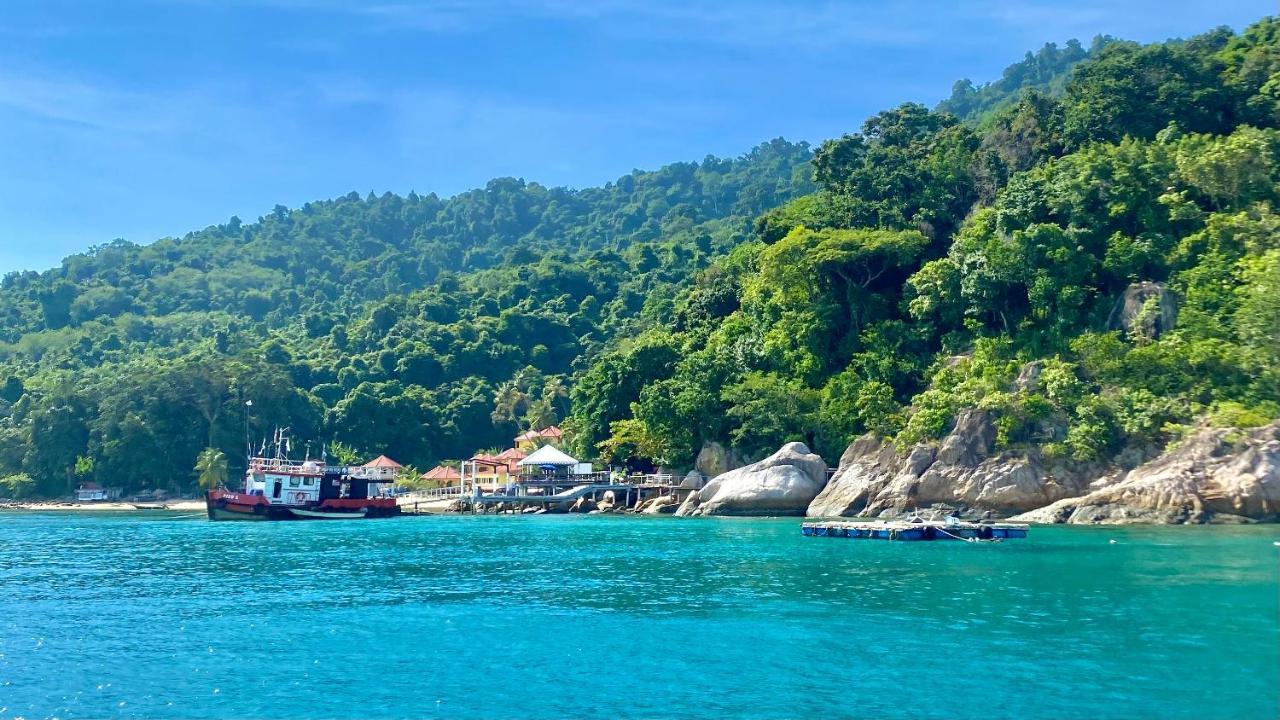 Nazza Homestay Besut With Swimming Pool Near Jetty To Perhentian Kampung Raja Exterior foto